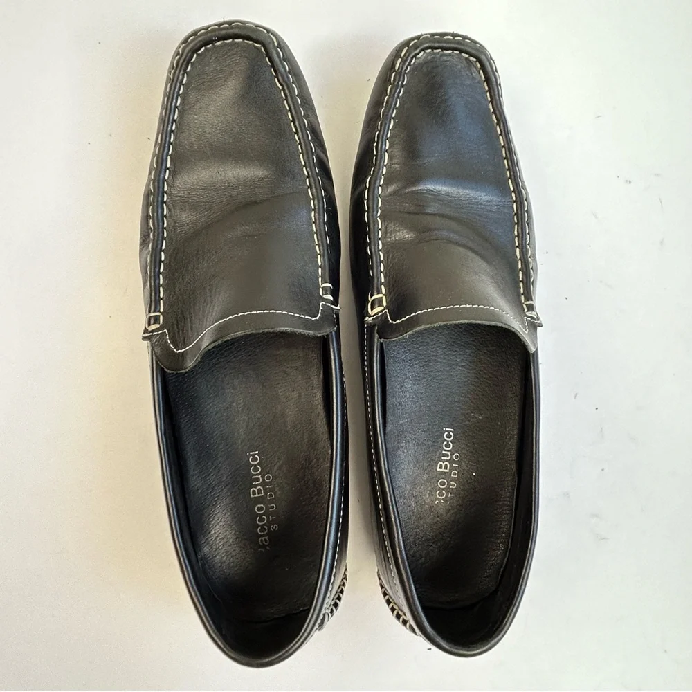 Bacco Bucci Leather Driving Loafers Classic Minimalist Business Casual Preppy